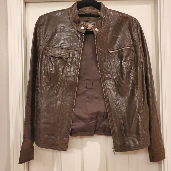 i.e. leather jacket PL - Picture 2 of 6